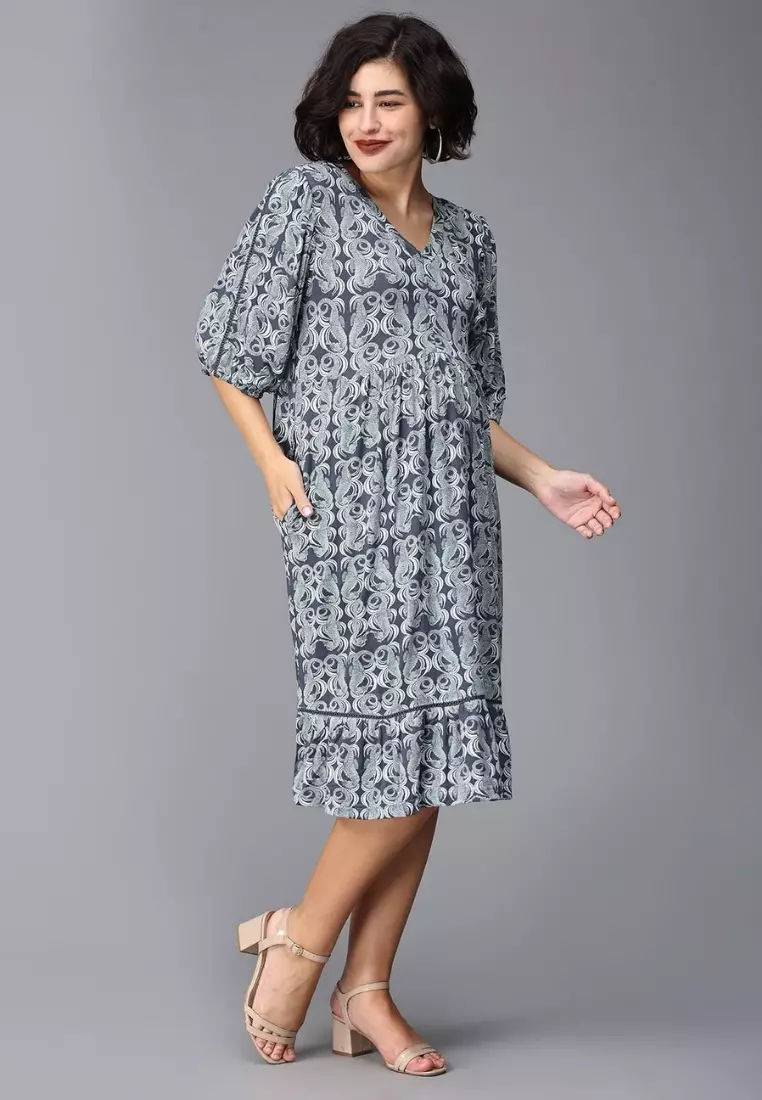 Darling Escape Maternity And Nursing Tier Dress