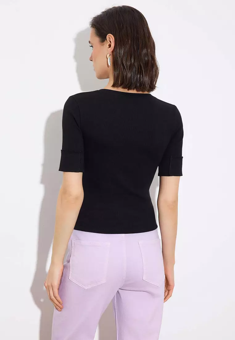 Crew Neck Rib Top