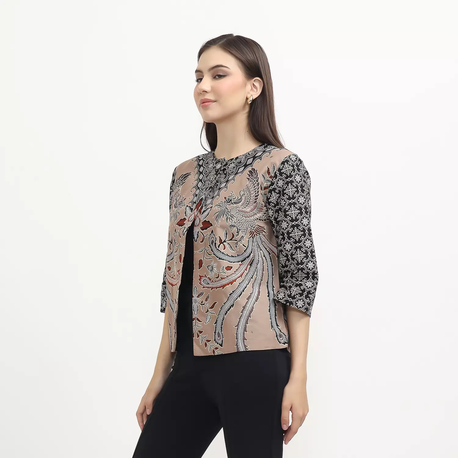 Blazer Batik Wanita - Bhatara Batik Tasya - Atasan Batik Modern Lengan Panjang