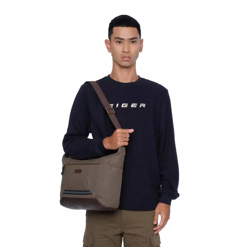 Eiger Evredait Canvas Laptop Shoulder Bag 12L