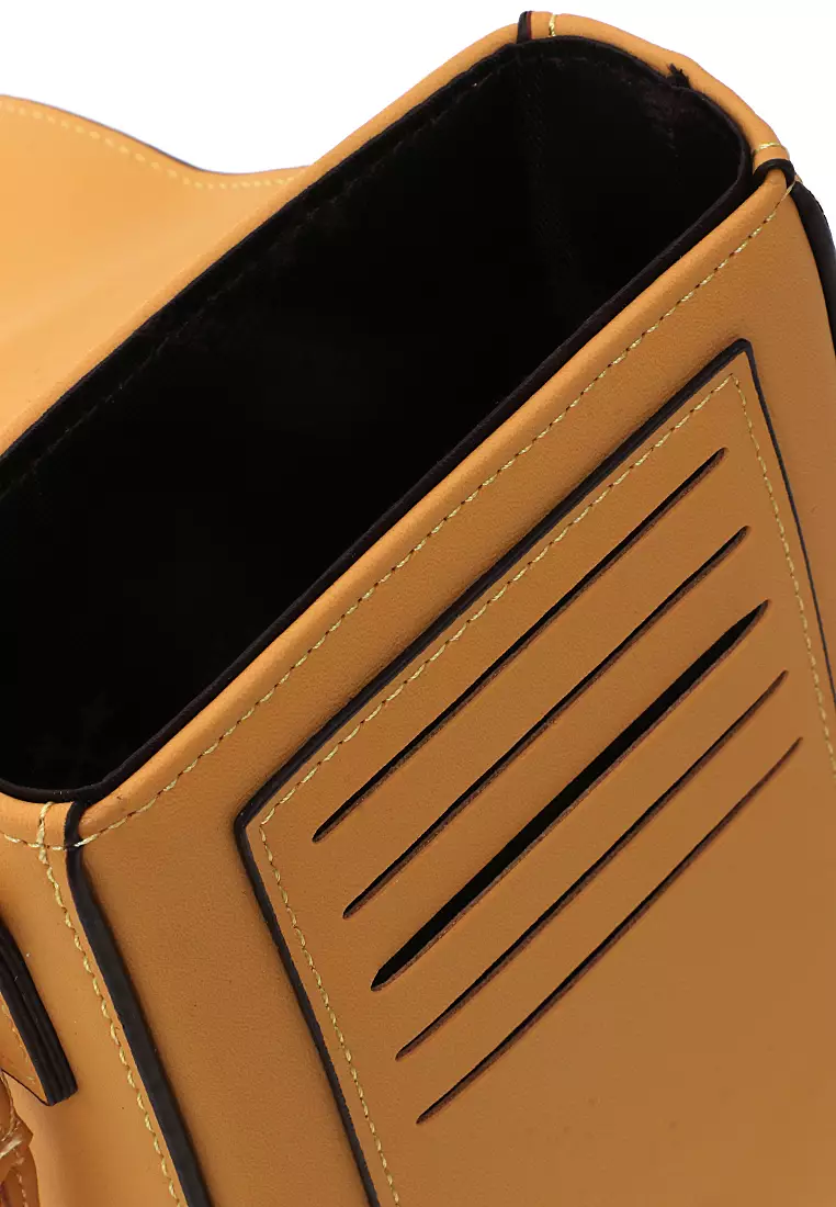 Tas Selempang Fashion Wanita Sling Bag Uniqe Design Material Leather Kulit ORIGINAL