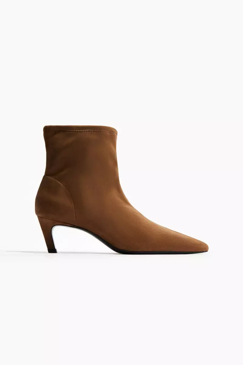Discount on H&m  shoes - SKU: Heeled Sock Boots