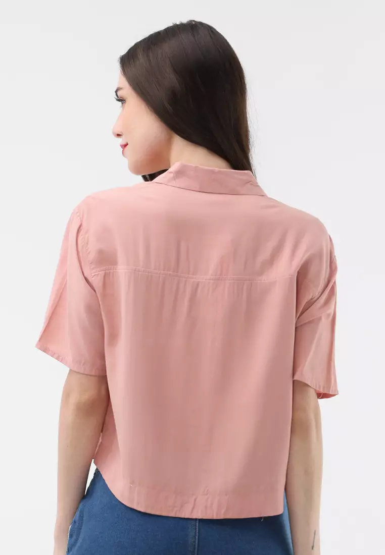 Short Sleeves W/ Collar Blouse