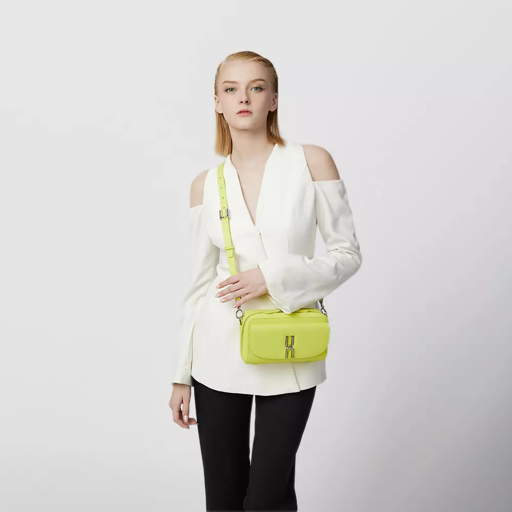 CEDORE SMALL CROSSBODY BAG IN CYBER LIME