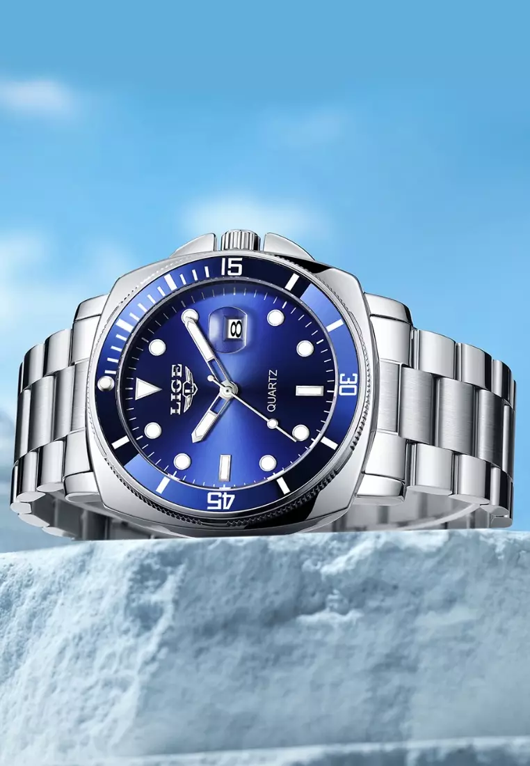 Unisex Classic Diver's Stainless Steel Quartz Watch with turning Bezel on Steel Bracelet