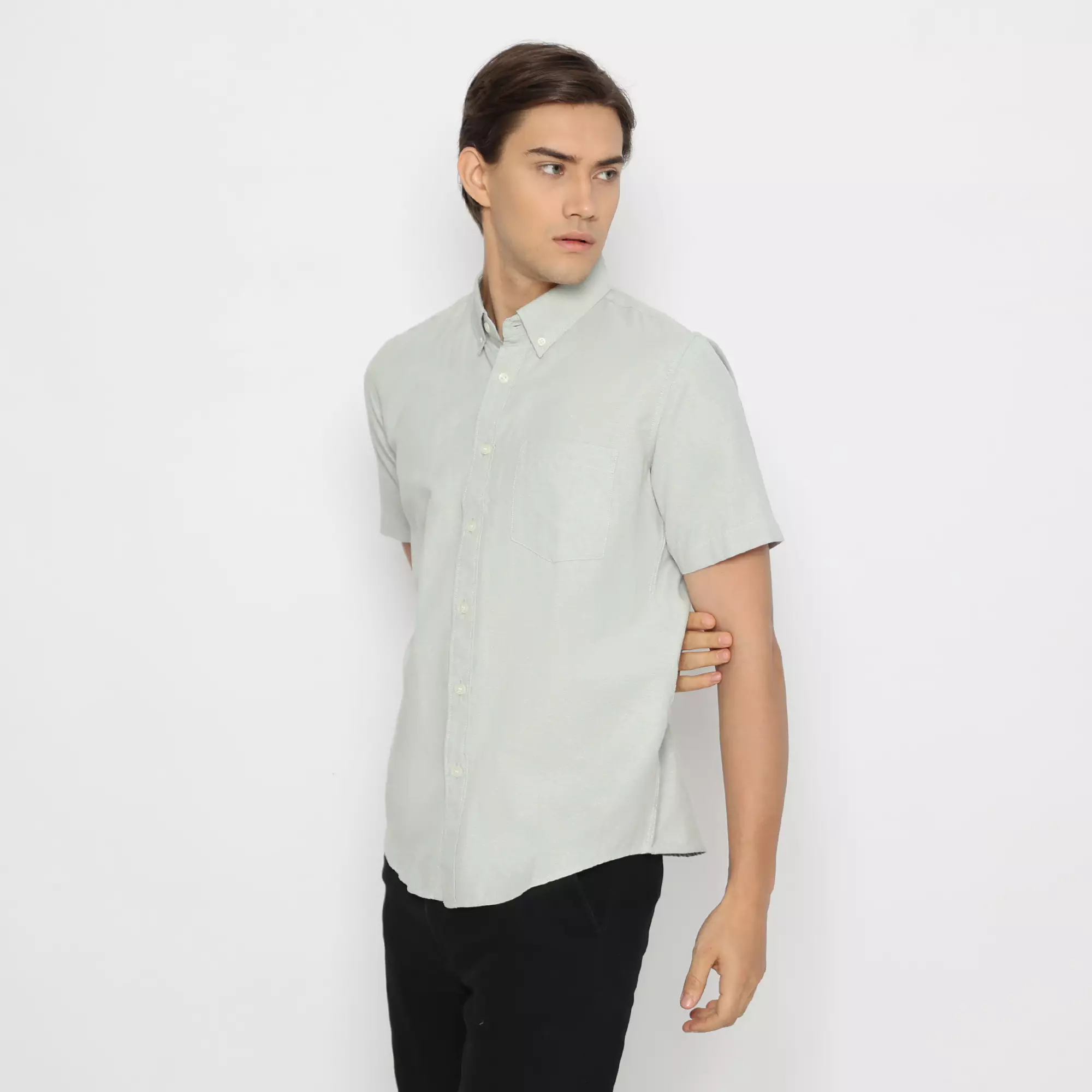 Platini Kemeja Pria Polos Oxford Pendek Hijau Sage 1080