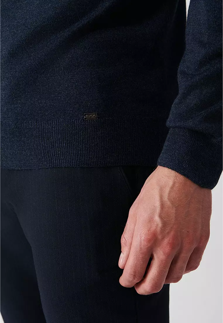 Mock Neck Patterned Knitted Sweater