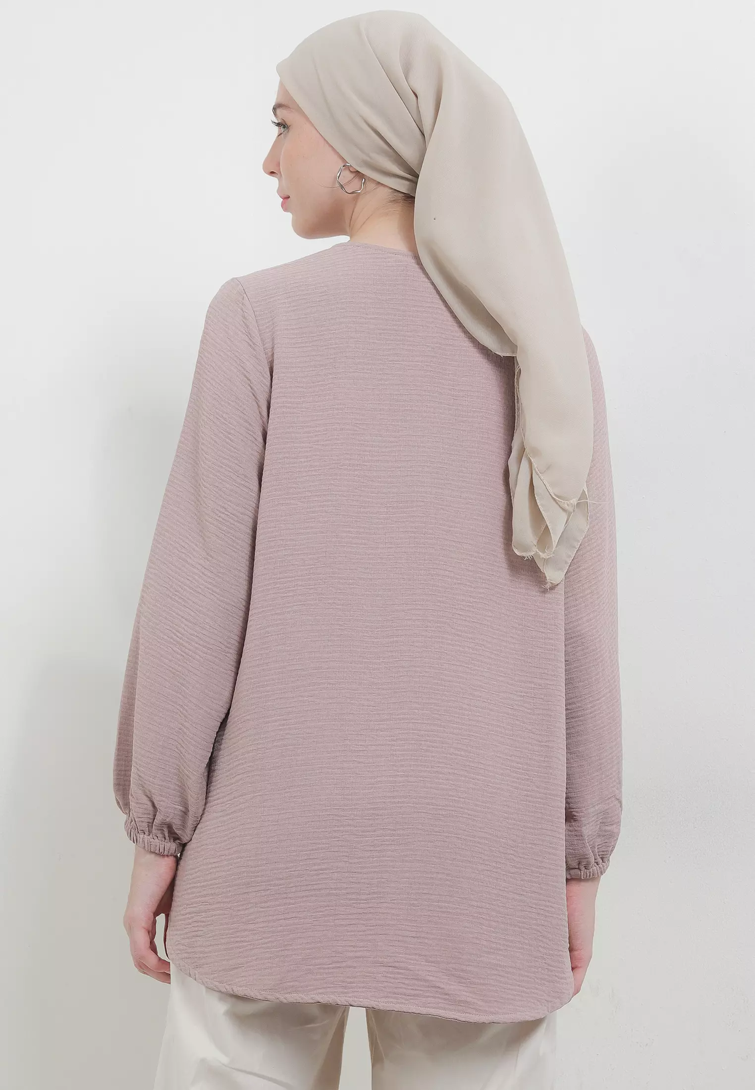 MFMW Minaya Atasan Blouse Taupe