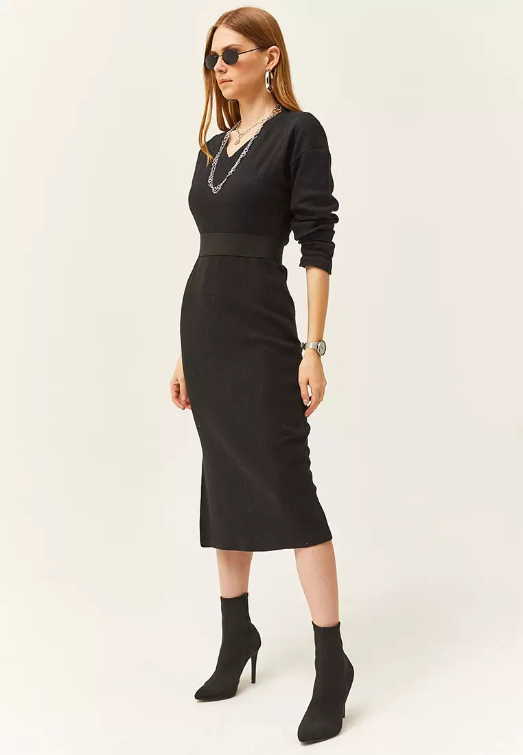 Side Slit Detail Ribbed Dress