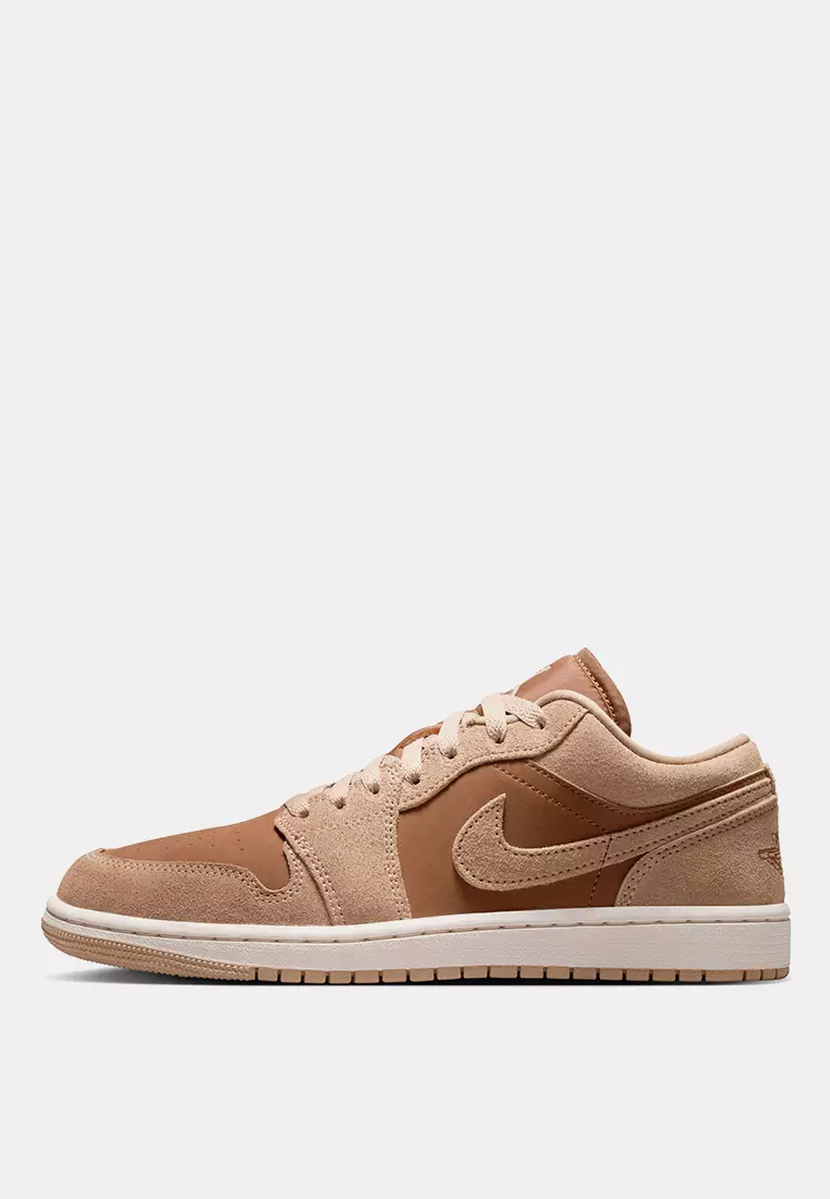 Air Jordan 1 Low Shoes