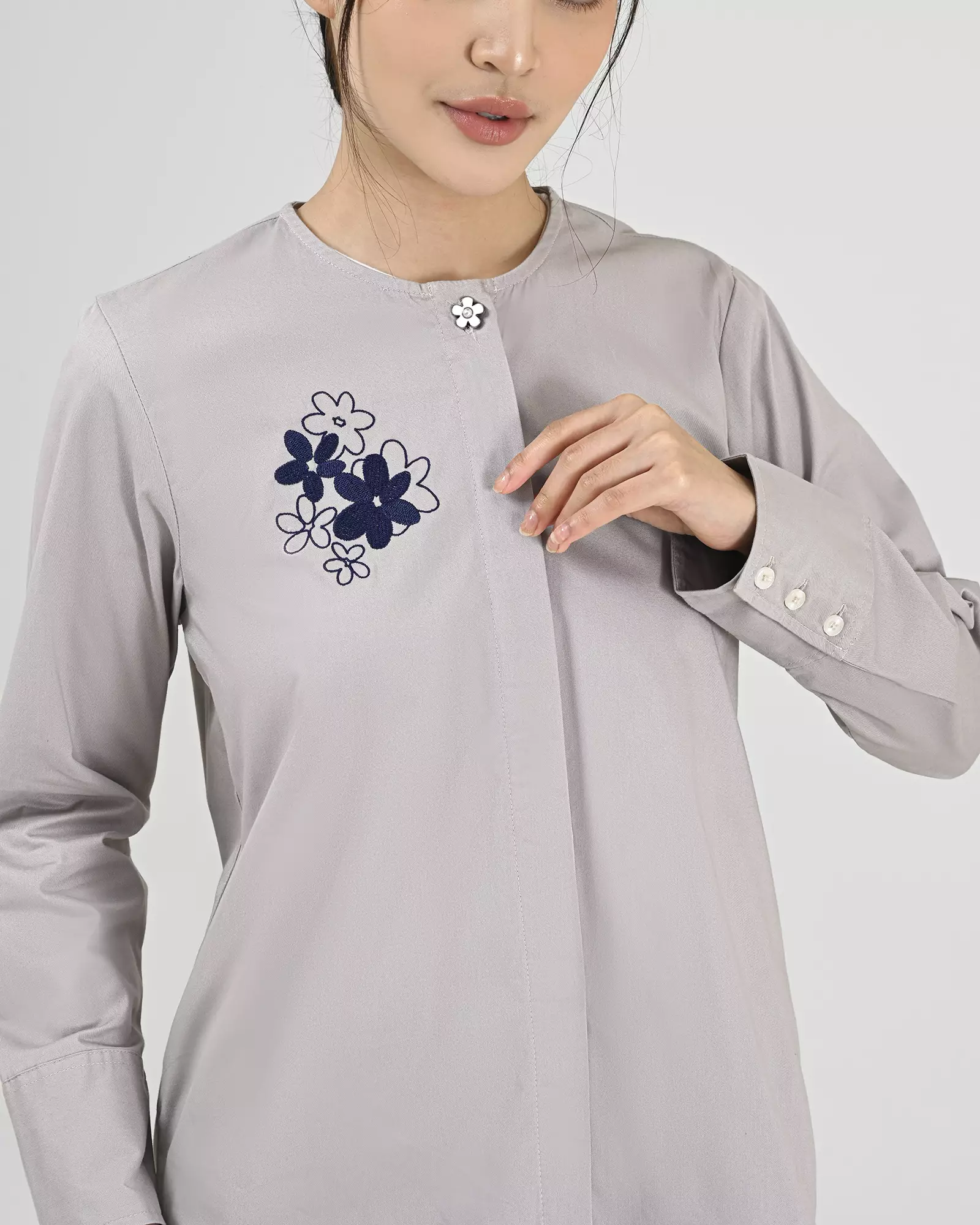 Geulis.id MONARA OUTER - Cream