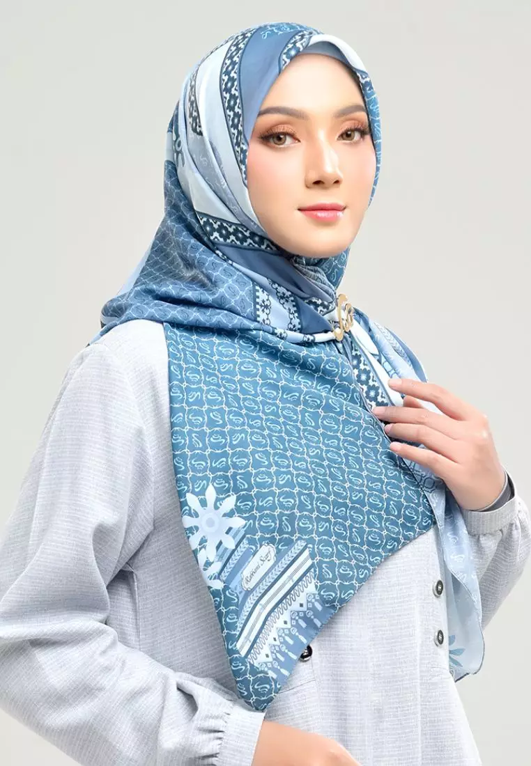Rabbani - Kerudung Segi Empat Motif Tetra Binara - Teal Blue