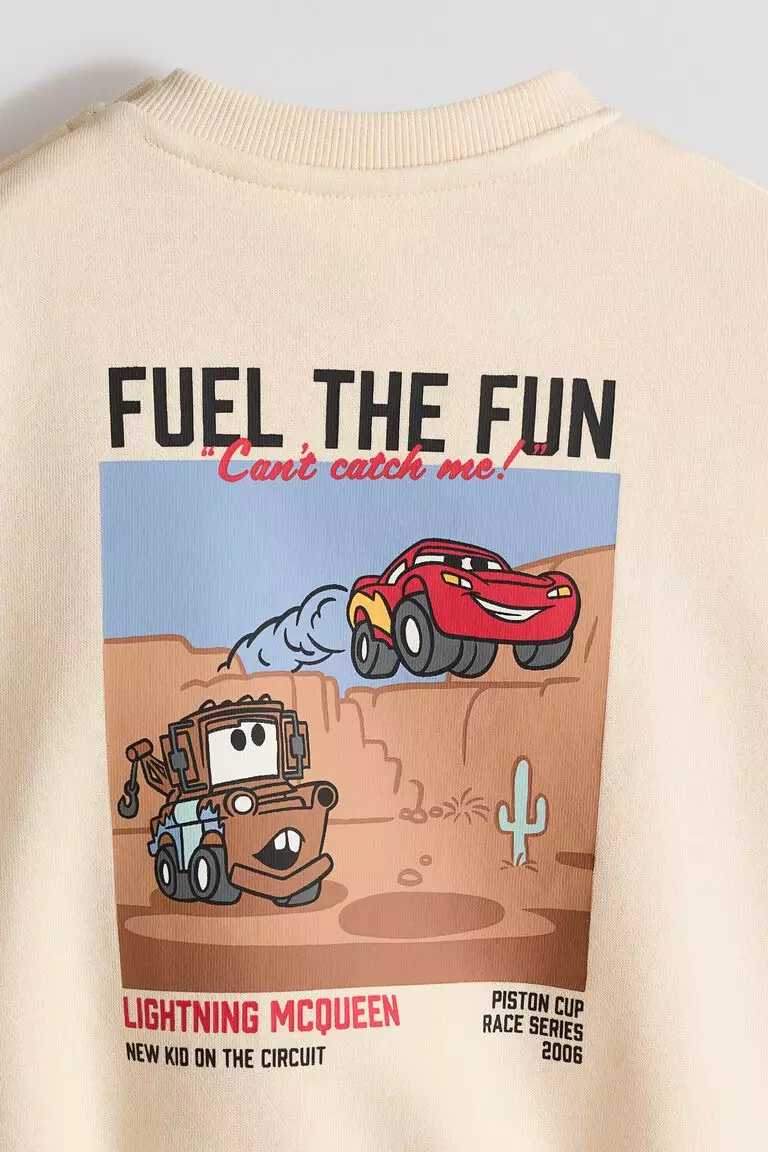 Sweatshirt