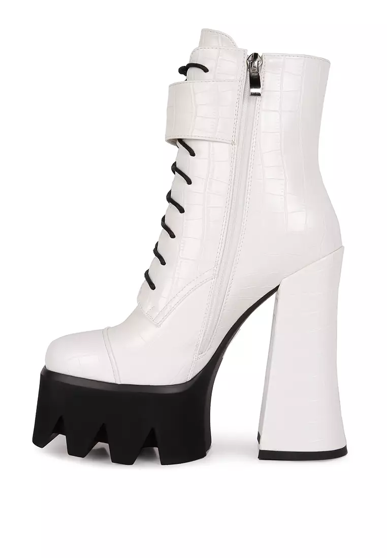 Trucker Block Boot in White