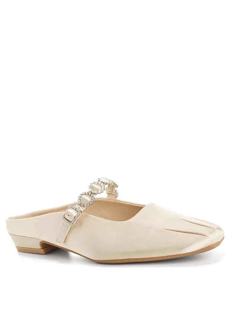 Discount on Twenty Eight Shoes  shoes - SKU: Rhinestone Strap Satin Mules WW6579-3