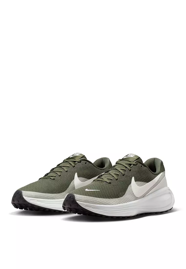 Revolution 8 Road Running Shoes