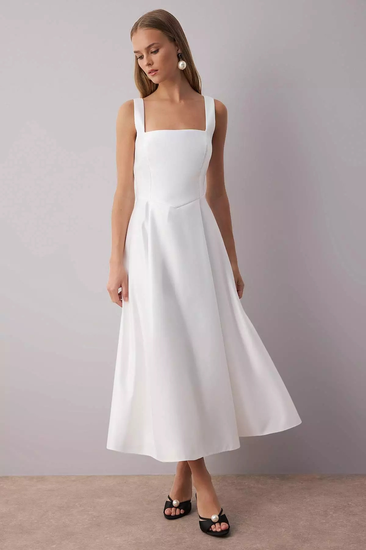 White A Line Satin Stylish Evening Dress
