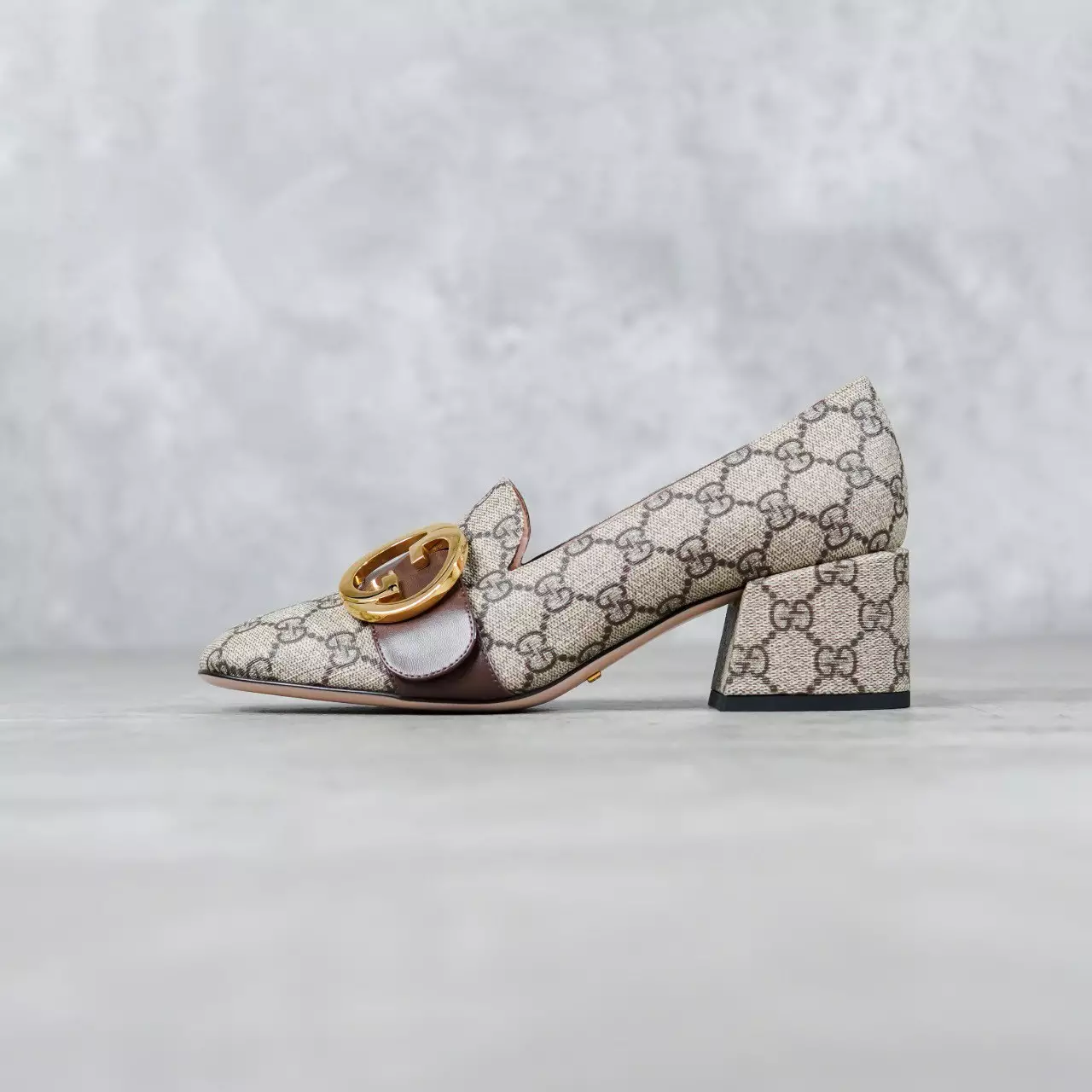 Sepatu GUCCI GG MONOGRAM GHW INTERLOCKING BELT CAMEL BROWN HEELS 100% ORIGINAL