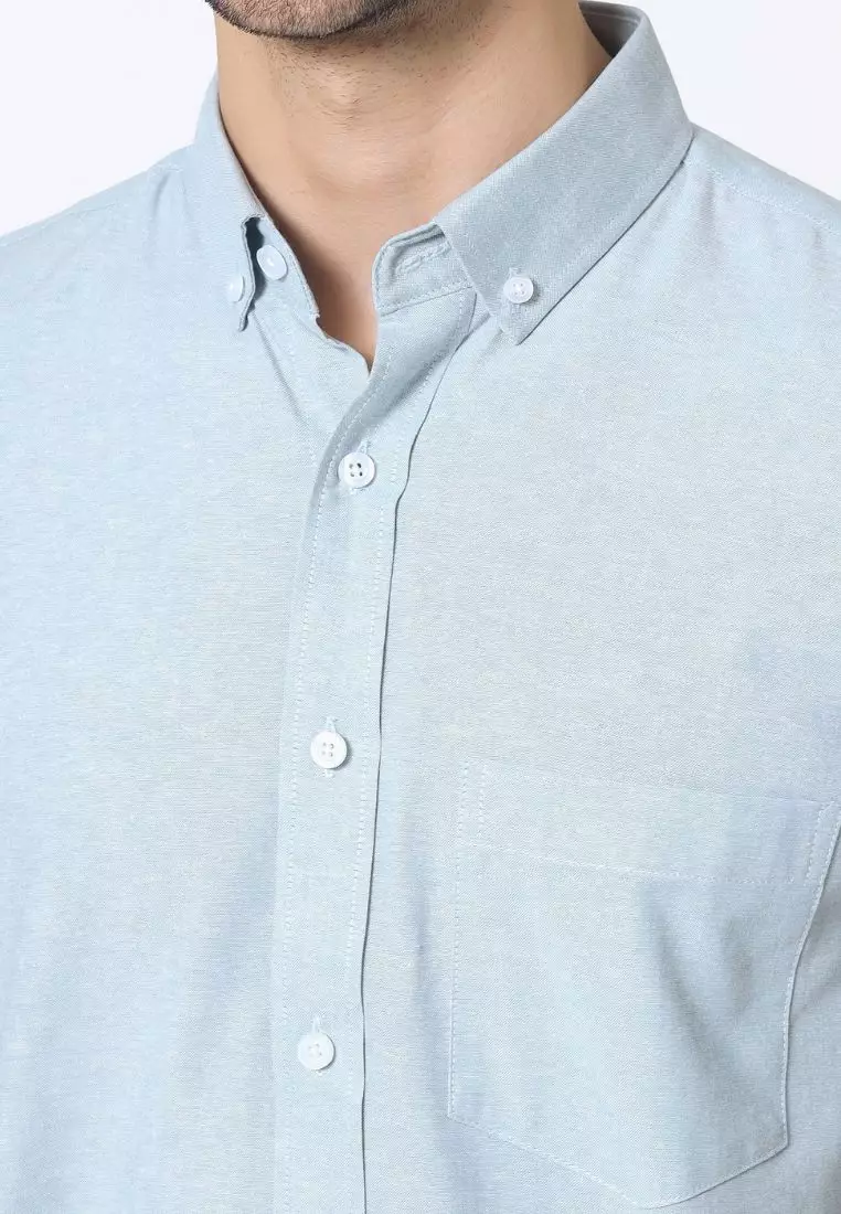 Cotton Well Ben Short Sleeve Oxford Shirt Mineral Blue  | Kemeja Pria Lengan Pendek Basic Polos Biru Muda