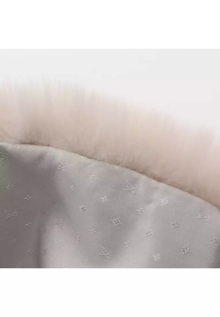 Pre-Loved Louis Vuitton Écharpe Winter Sunset Scarf rabbit fur pink off white