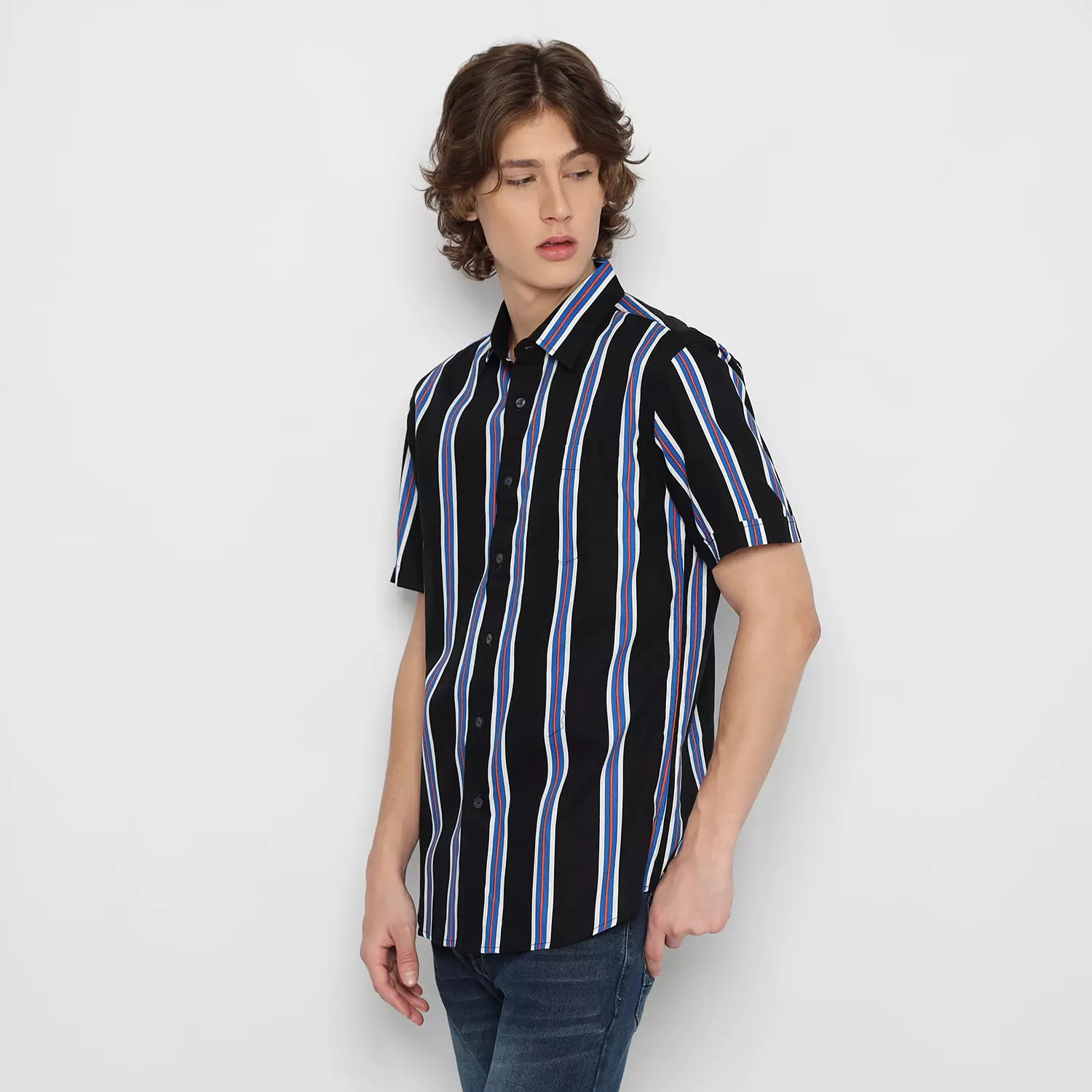 Platini Kemeja Motif Salur Pria Lengan Pendek Hitam Biru 131979