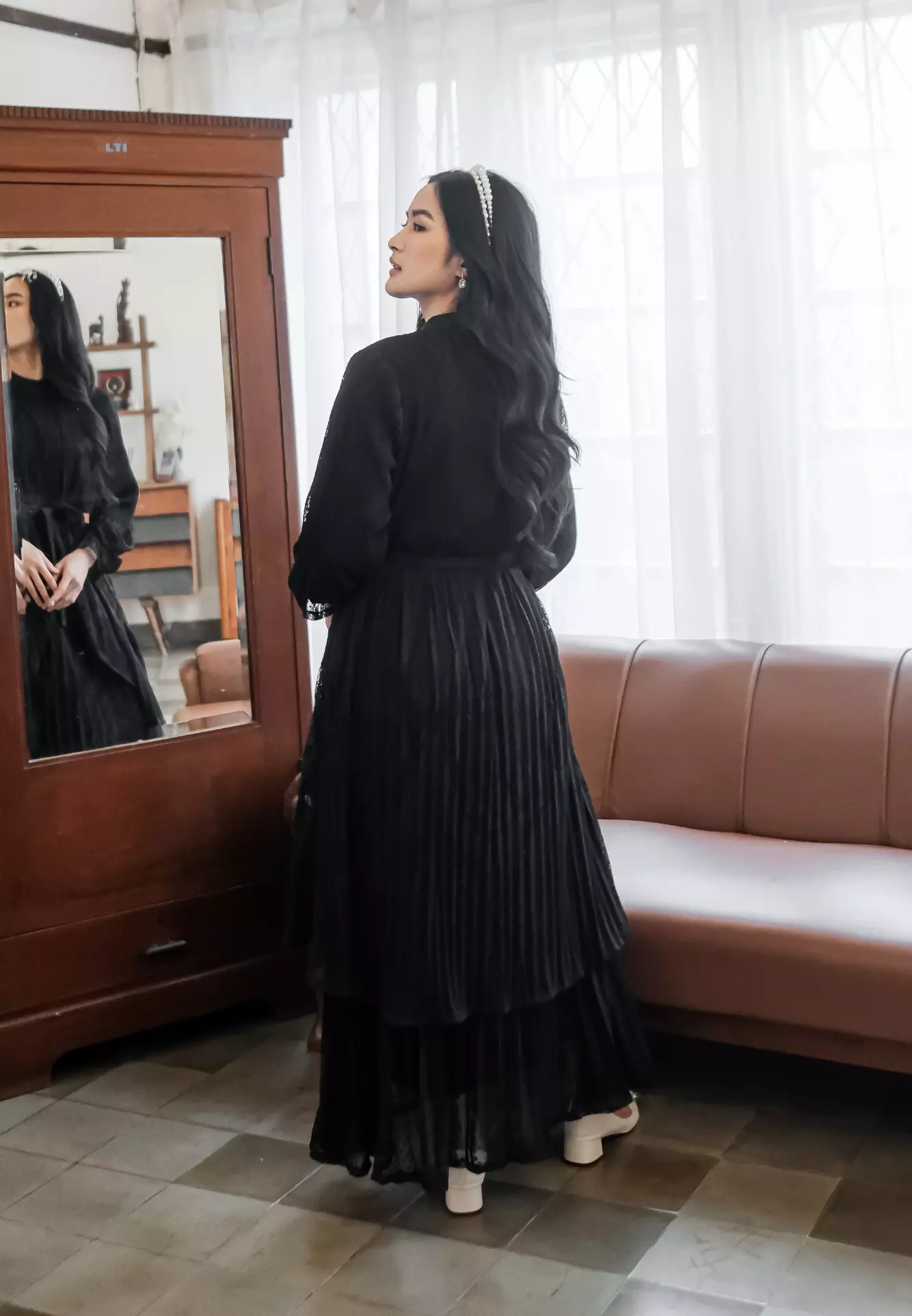 Lysandra Dress - Jet Black