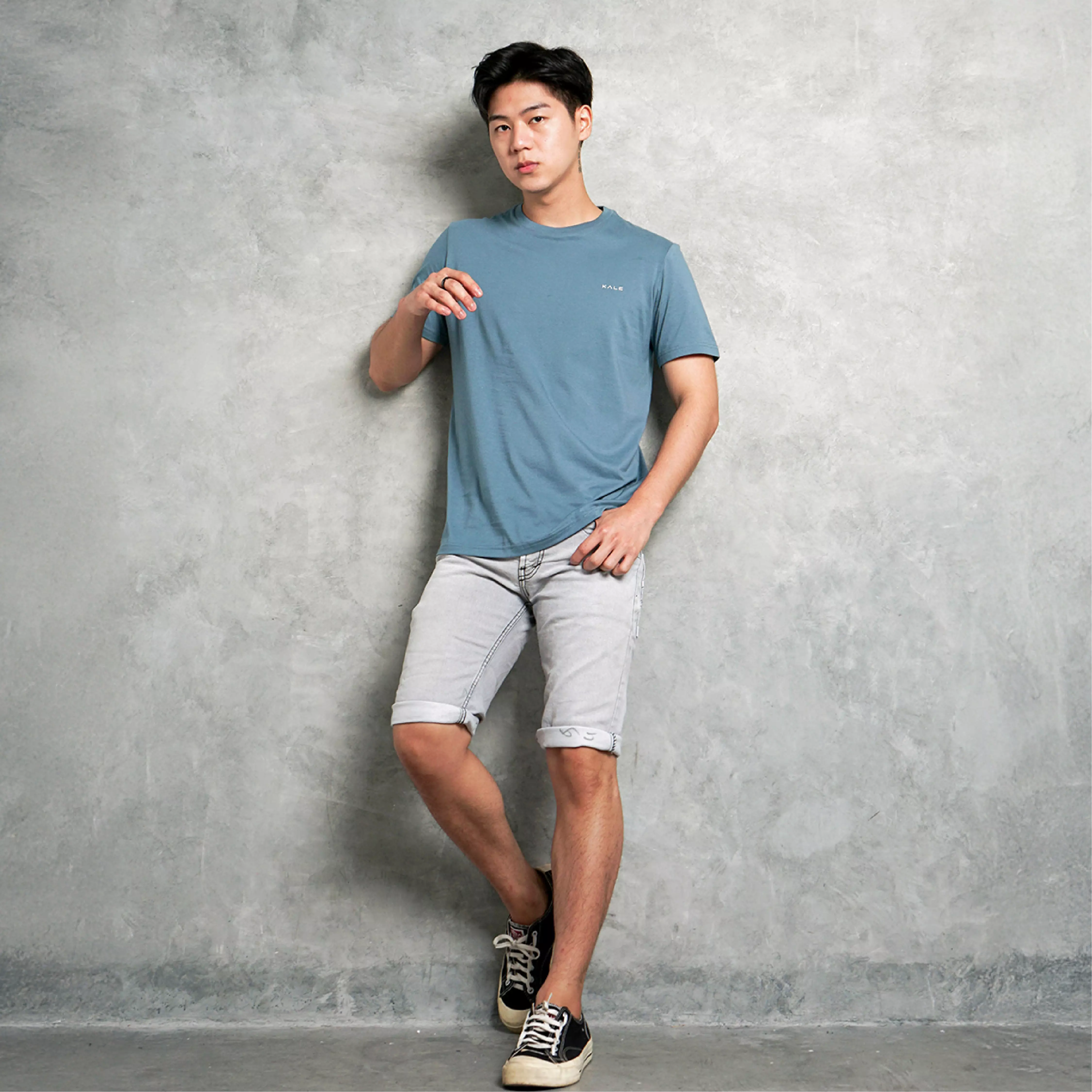 Kale Arion Dusty Blue / T-Shirt Pria Lengan Pendek / Unisex