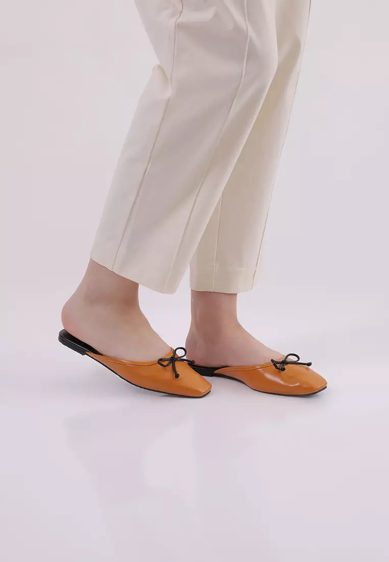 Sofia Celista Bow Mules Tan