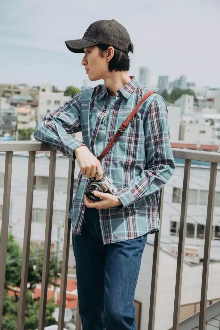 POLICE Kemeja Kotak Cotton Abu Regular Fit Lengan Panjang Pria