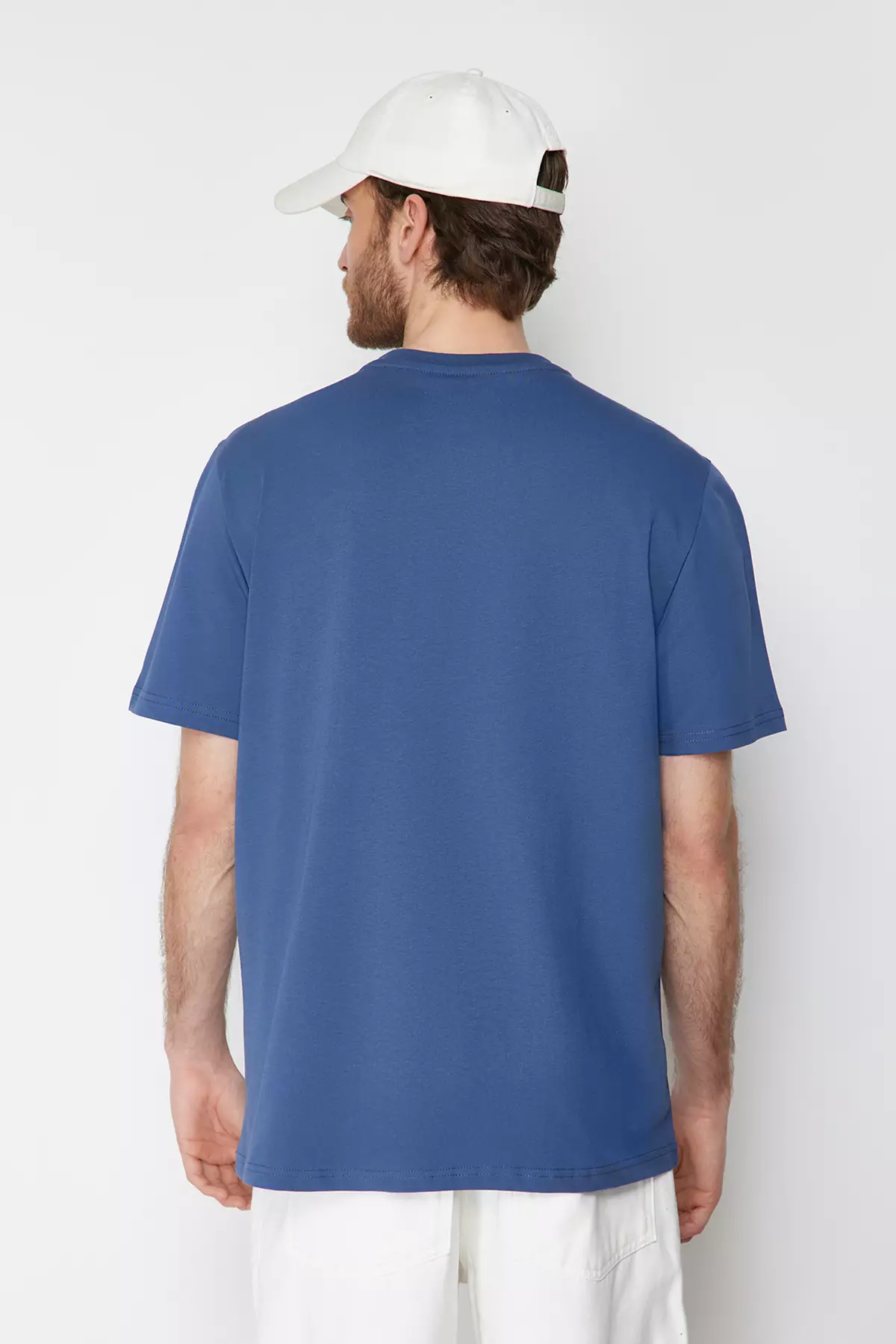 Wolf Embroidery T-Shirt