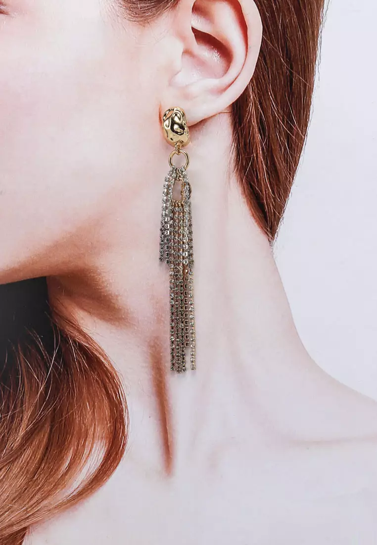 Red long hotsell tassel earrings