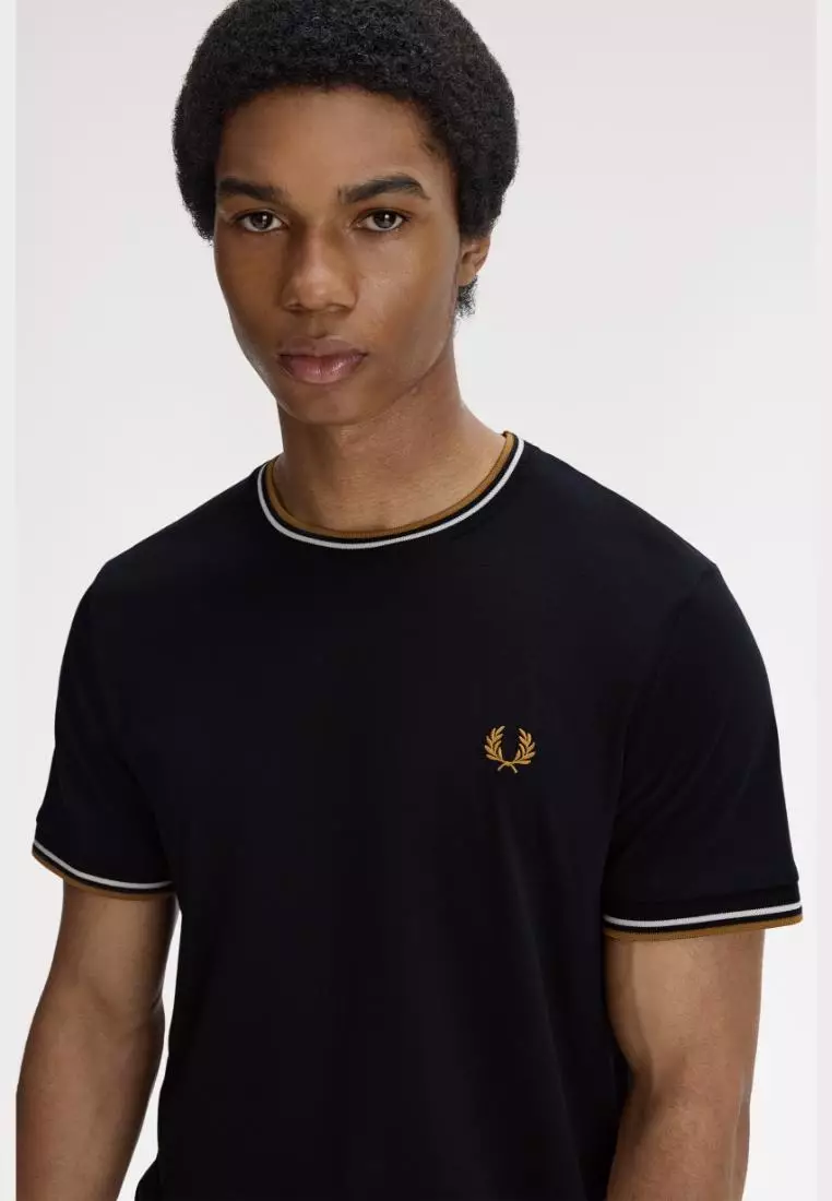 Fred Perry M1588 Twin Tipped T-Shirt (Black / Ecru / Dark Caramel)