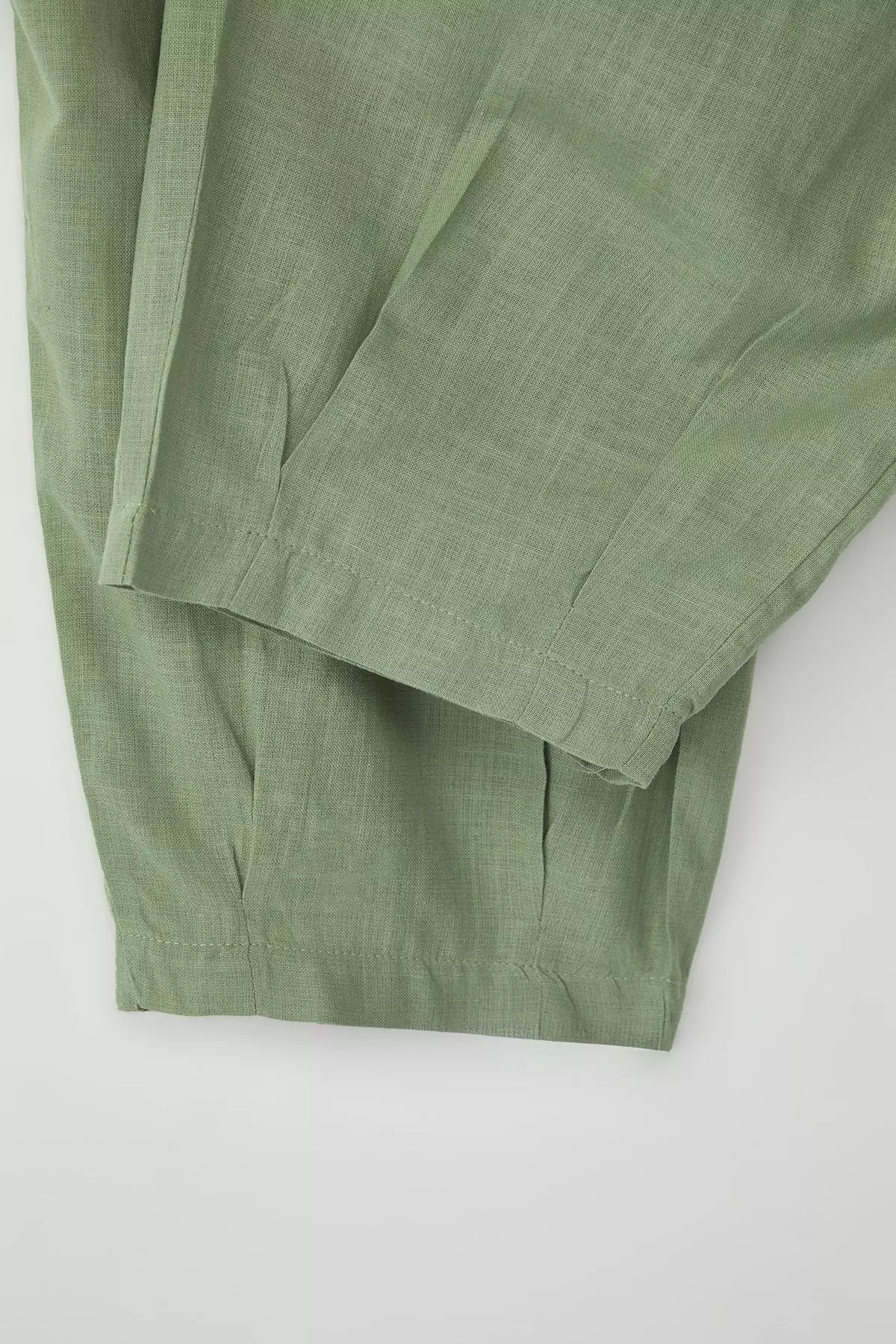 Plus Size Carrot Fit Trousers