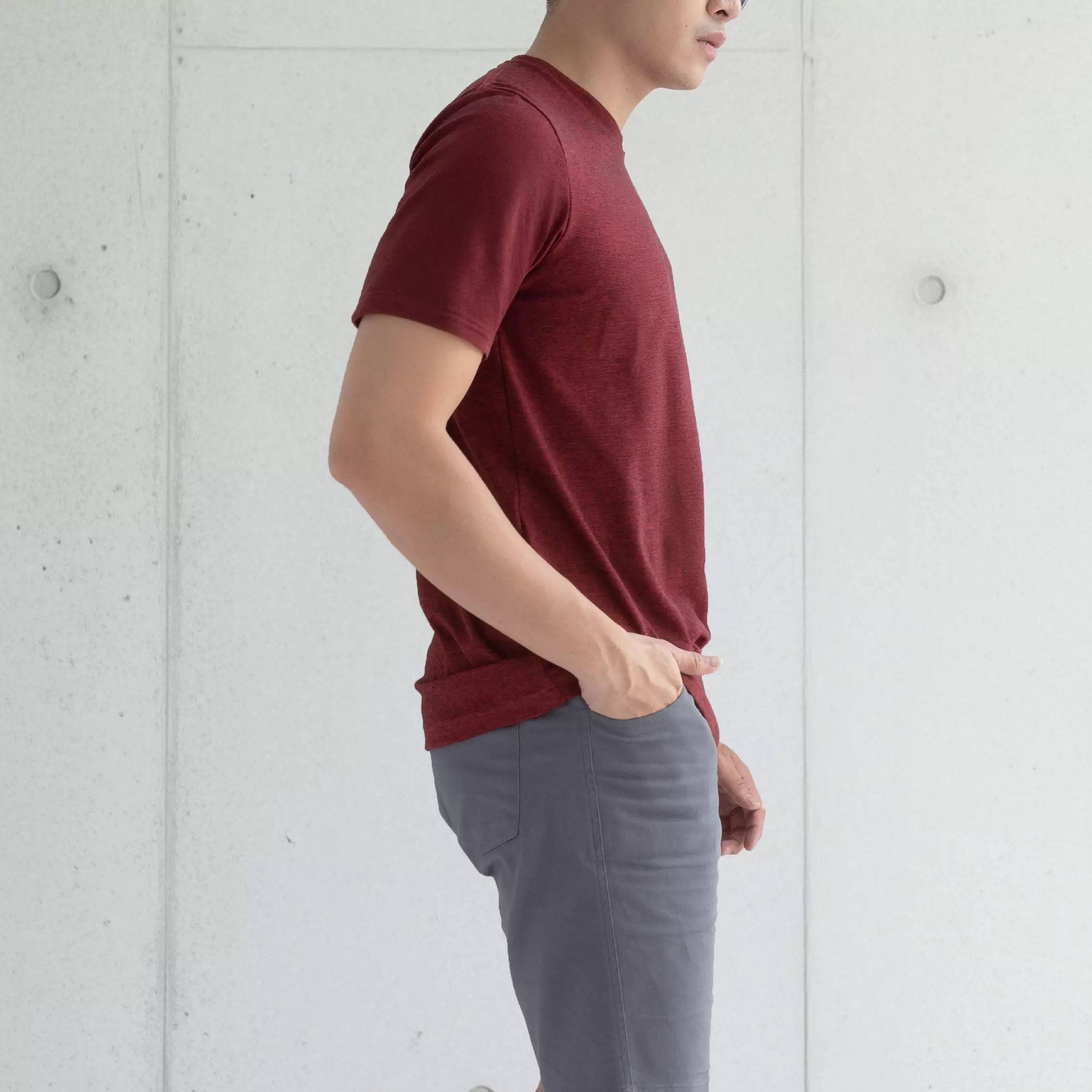KALE ARTHUR REGULER MAROON T-shirt Reguler Cotton Viscose Asian Fit Warna