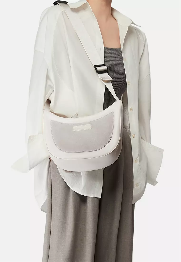 Loren 女士流浪包 單肩包 斜挎包 可調節肩帶長度 防水面料 快速拆解運動扣-白色
