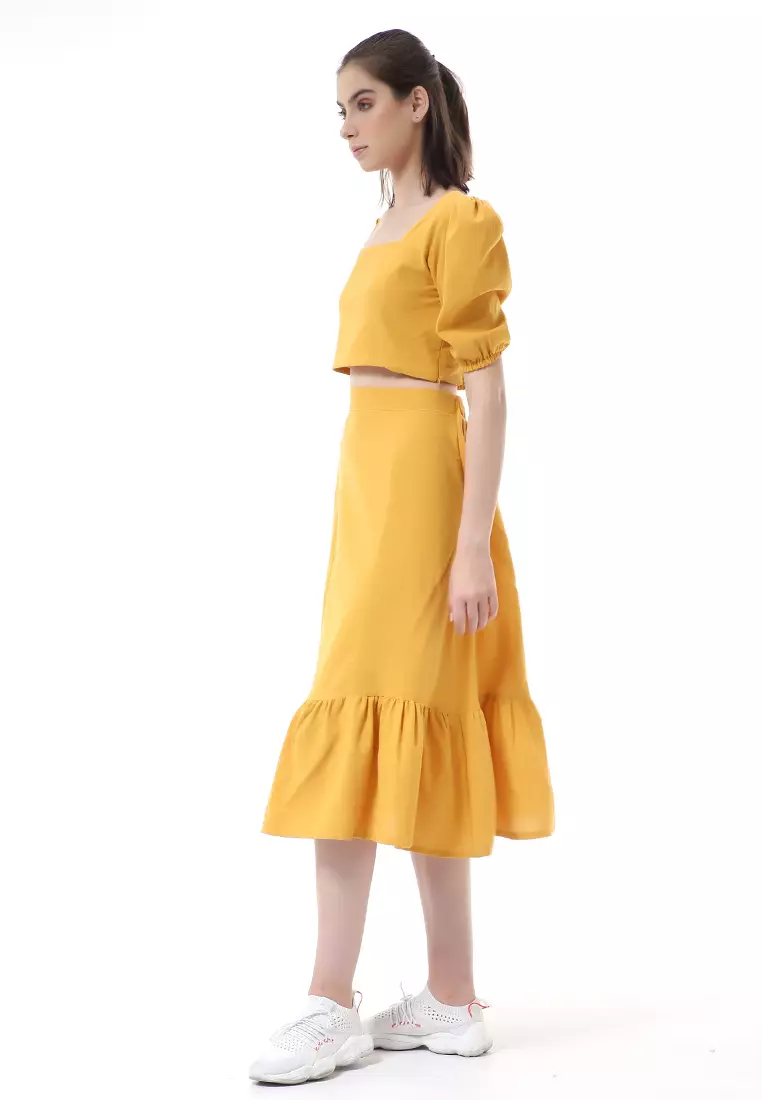 Nayra One Set Setelan Wanita Blouse Ruffle Lengan Pendek Midi Skirt Material Linen ORIGINAL - Mustard