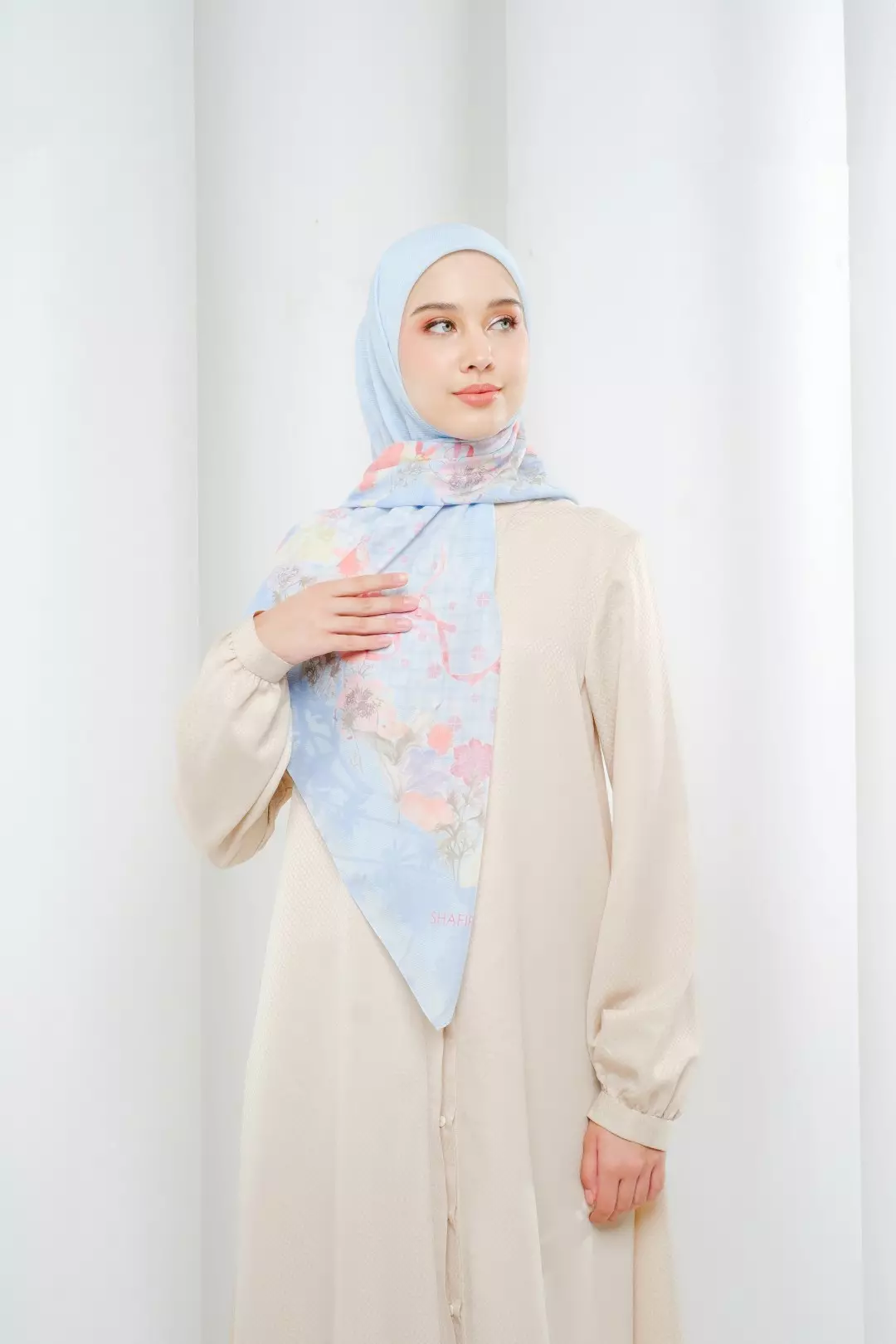 Nadeleine Printed Scarf Monacron Blue | Hijab Kerudung Segi Empat Motif