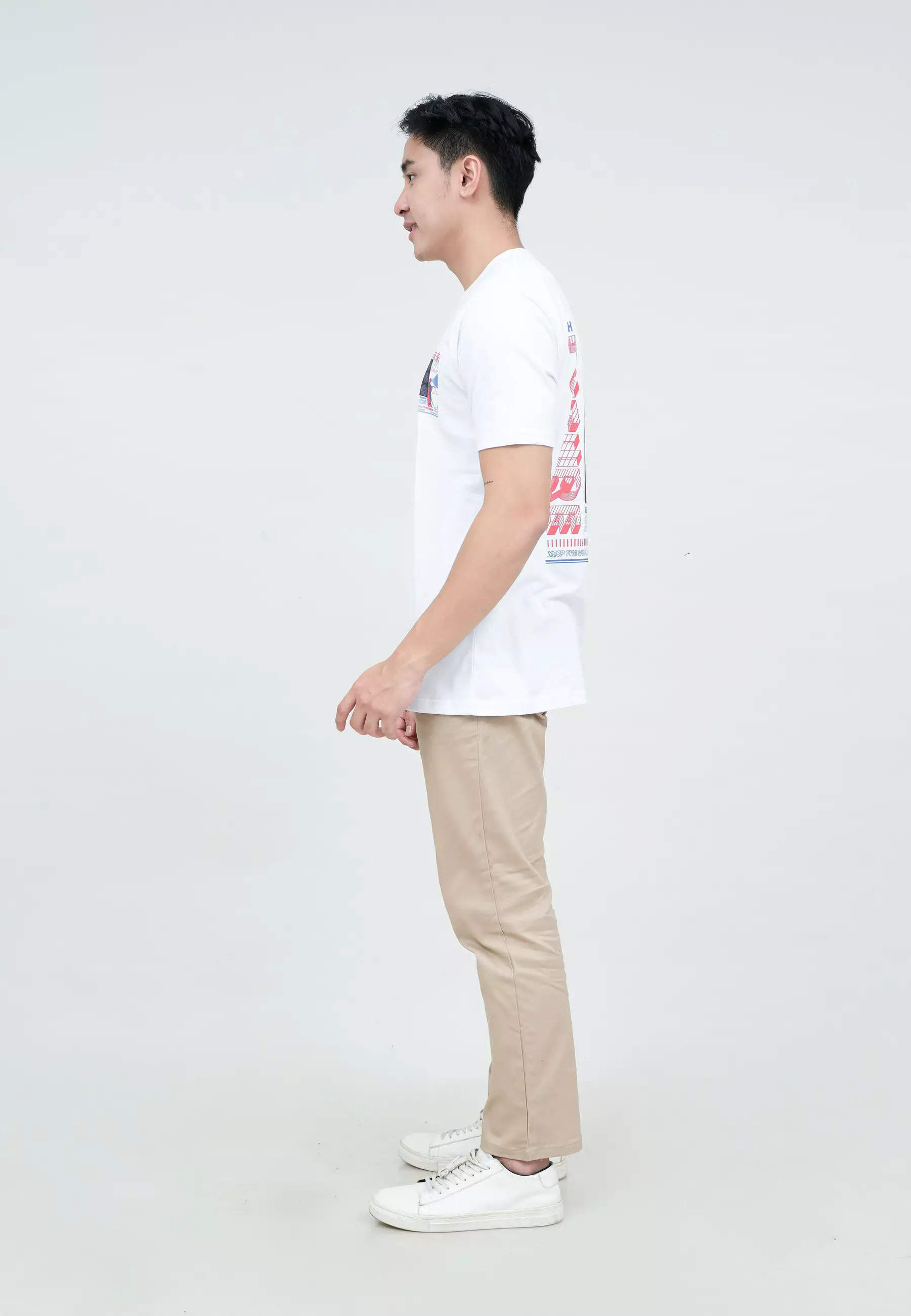 Houseofcuff T-shirt Kaos Putih Motif The Future Tersedia Size S - 4XL