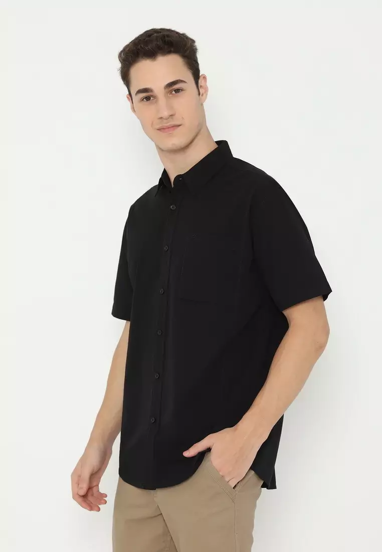 POLICE Kemeja Polos Cotton Regular Fit Pria
