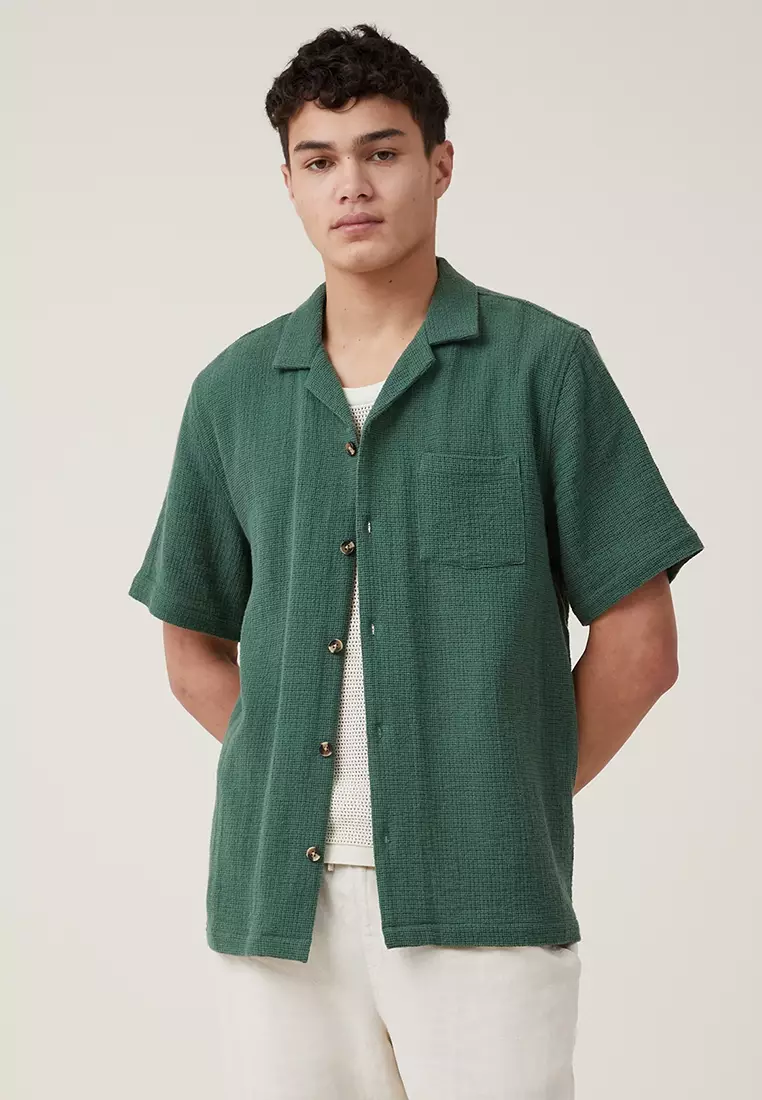 Cotton on best sale green shirt