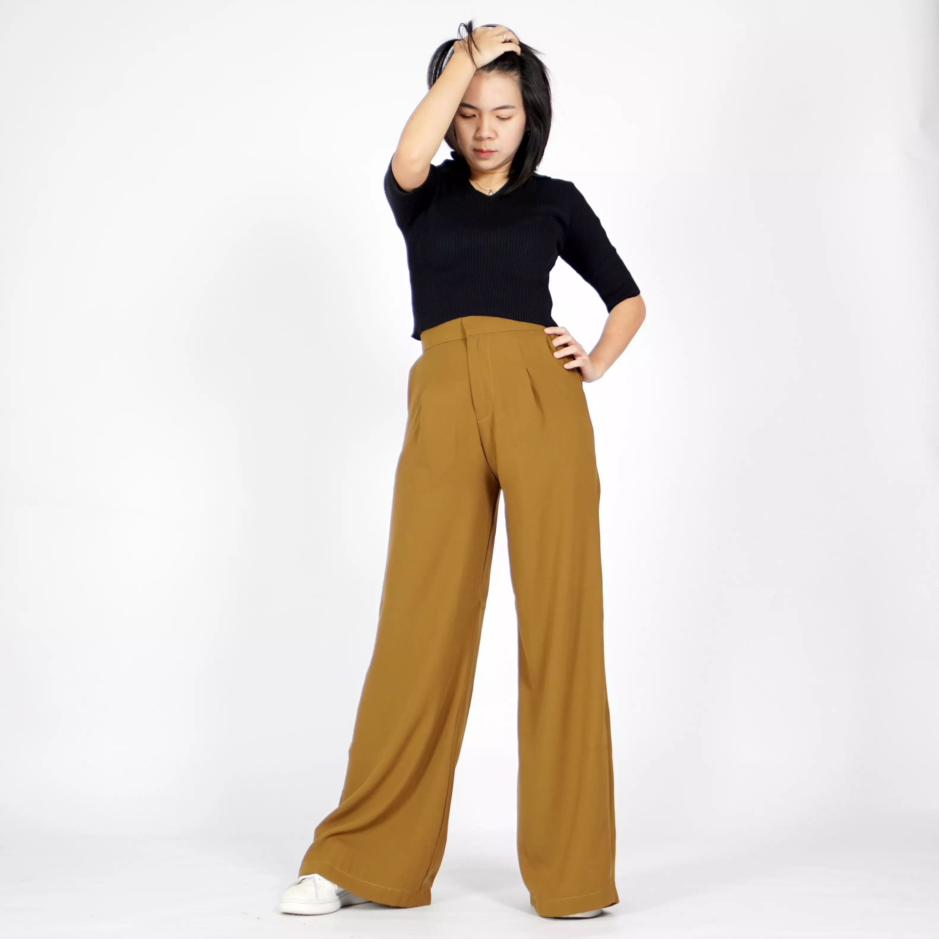  HANA Knit Crop Top Atasan Crop Rajut CropTop Rajut Gaya Korea - Hitam