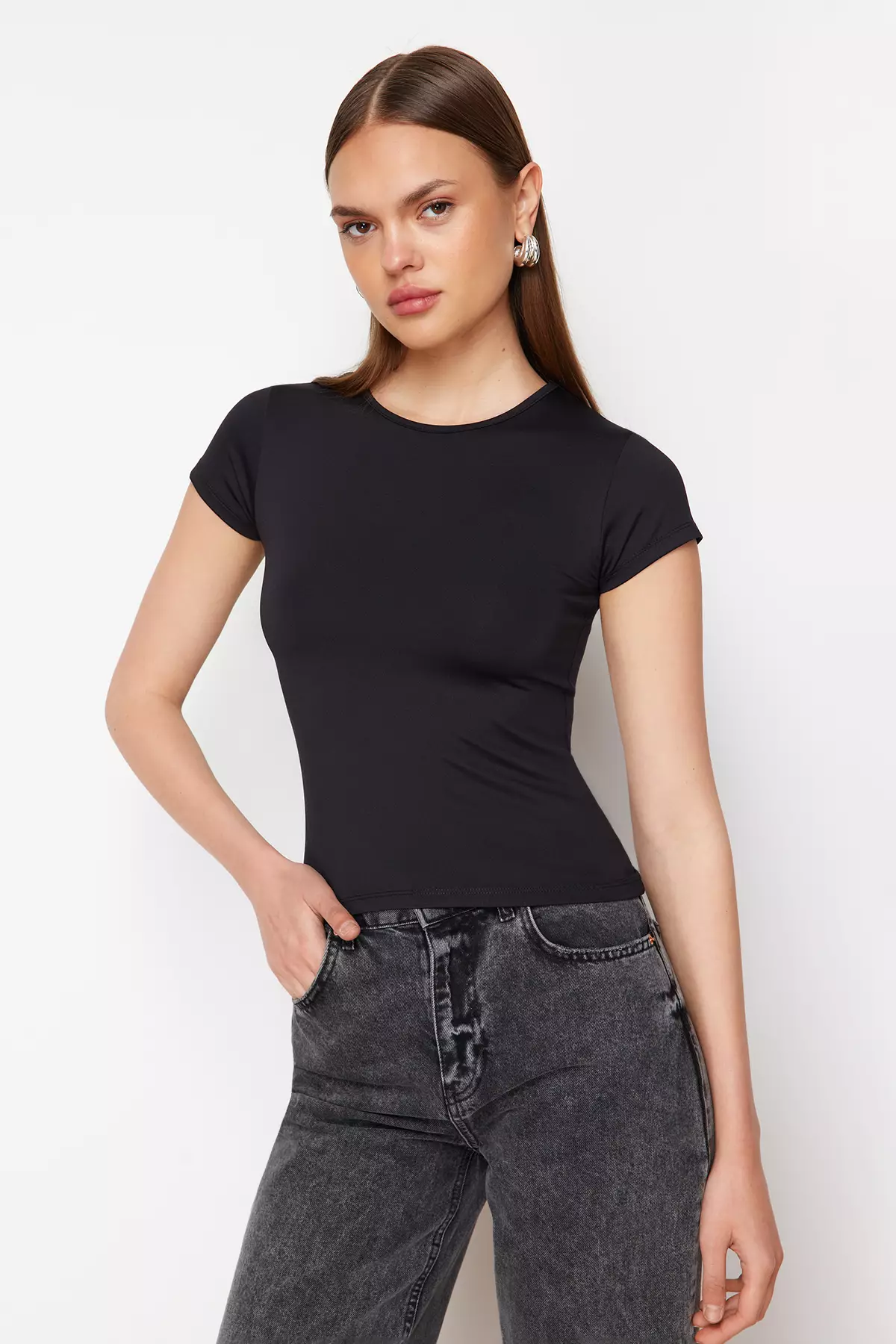Fitted Round Neck T-Shirt
