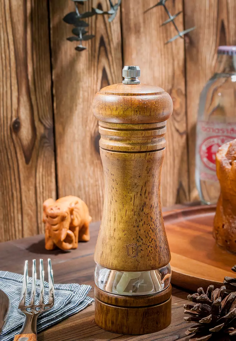 Manual shop spice grinder