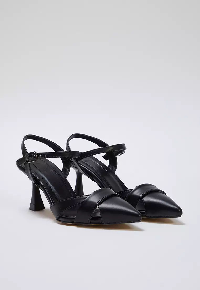 Black Cut Out Detailed Pointed Toe Women's Classic High-Heeled Shoes Takss25To00029