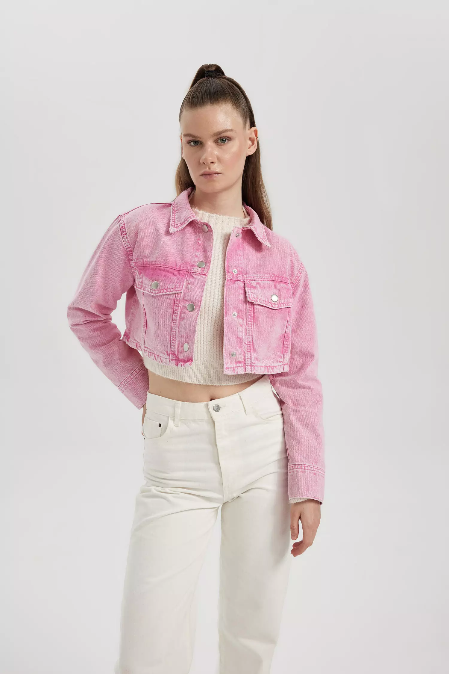 Cropped denim best sale jacket pink