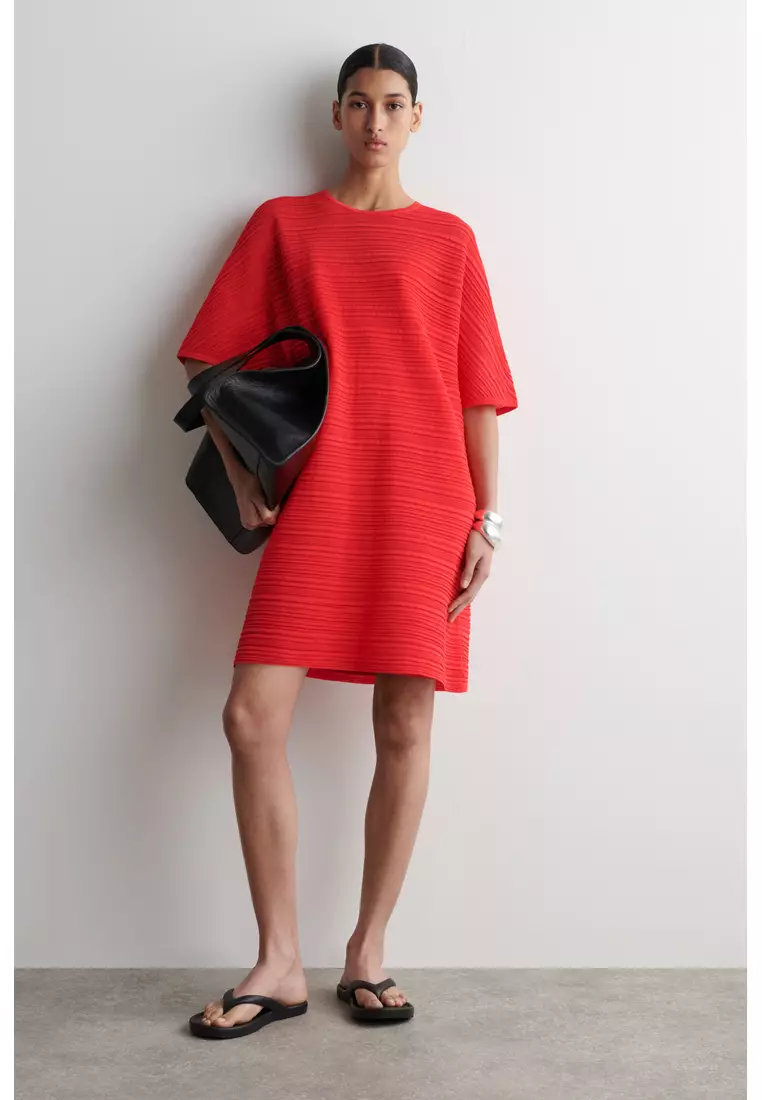 Buy COS PLEATED KNITTED MINI DRESS 2026 Online | ZALORA Philippines