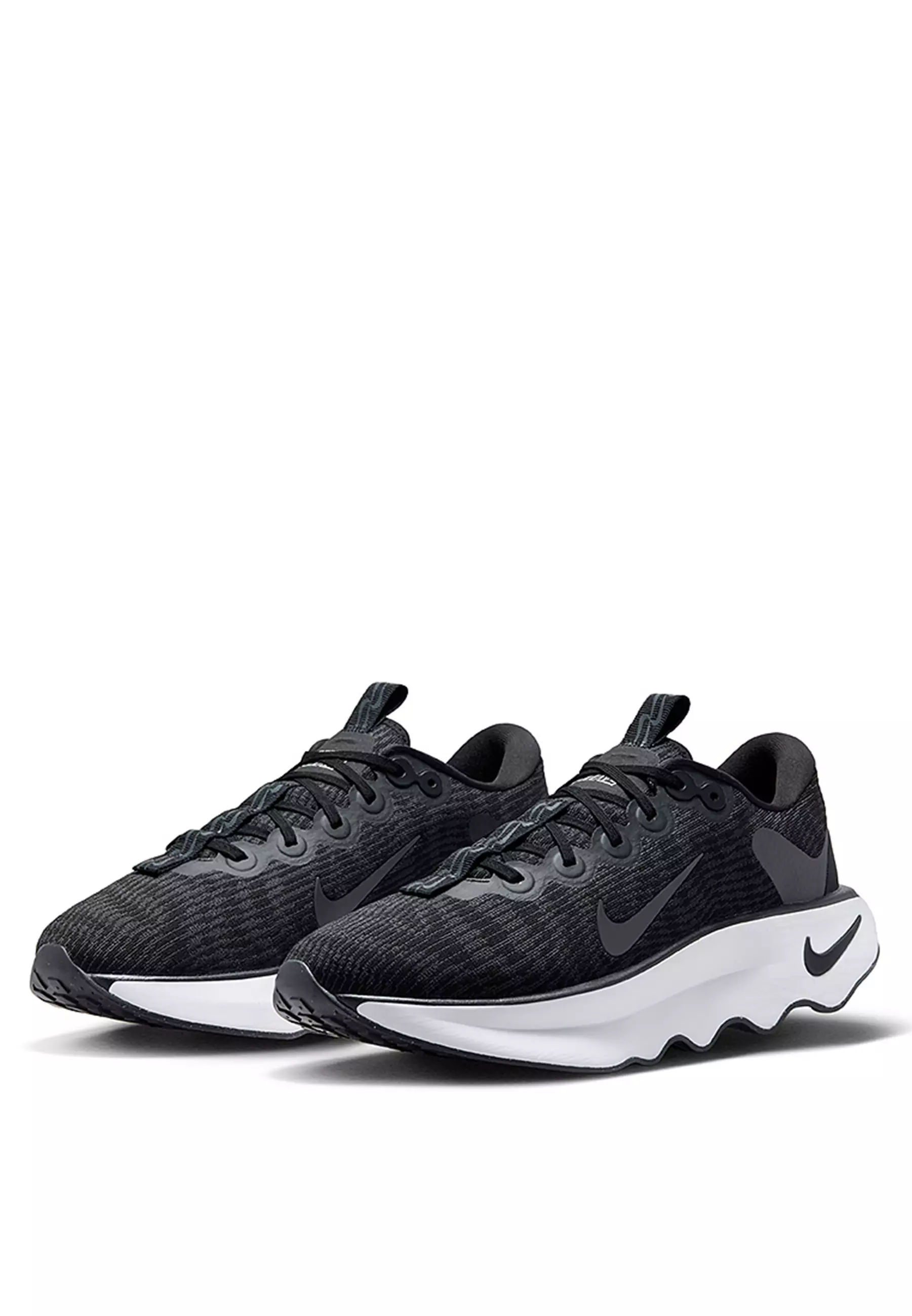 Motiva Walking Shoes