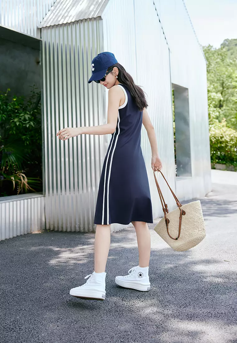 Sleeveless Sports Dress with Side Stripe