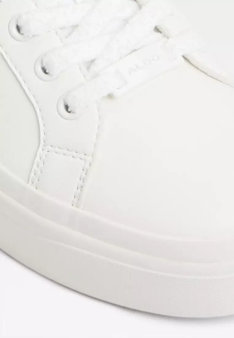 Brynlee Low-Top Sneakers