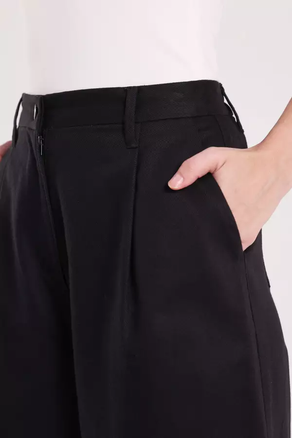 MINIMAL - Ludwig - Celana Lurus Lipit - Black Warna Black